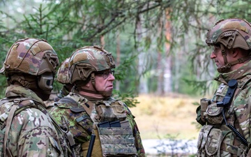 Estonian division commander observes 10th Mtn. Div. live fire exercise