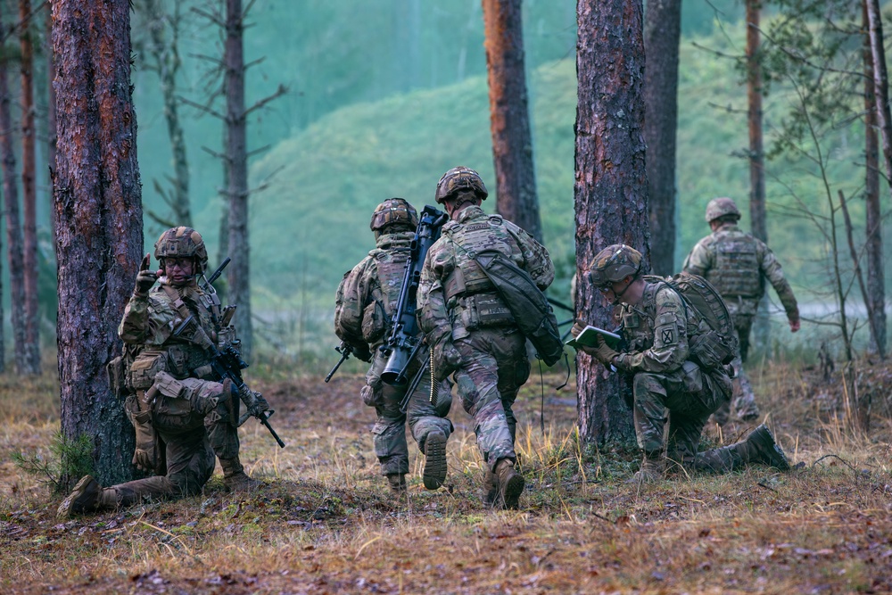 Estonian division commander observes 10th Mtn. Div. live fire exercise