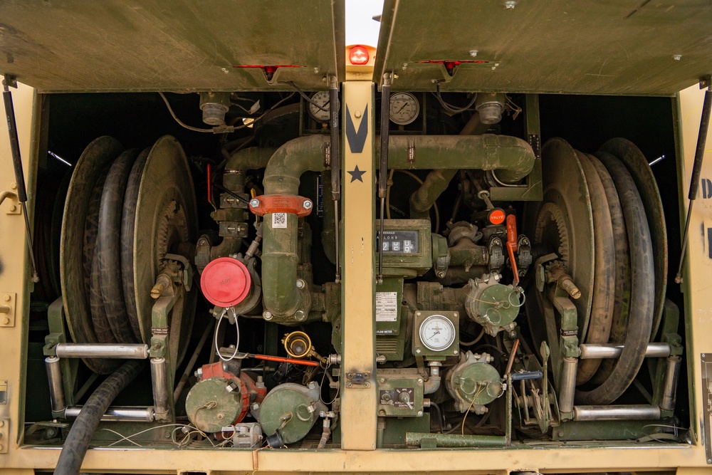 Troopers of 1st Battalion 82nd Field Artillery Regiment prepare for their role in Dynamic Front