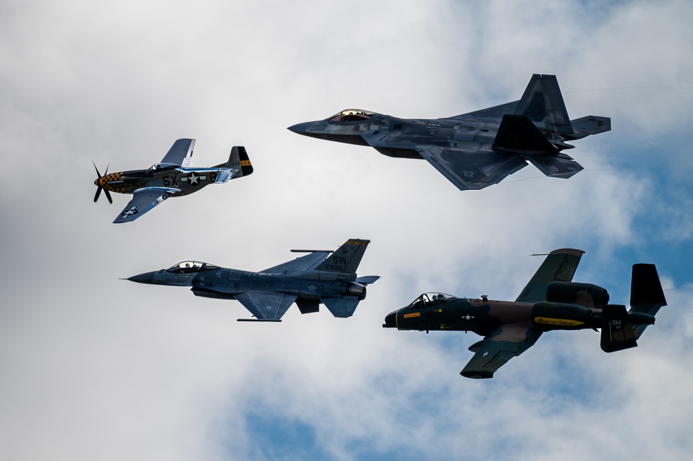 The F-16 Viper Demonstration Team performs at the 2024 Stuart Airshow