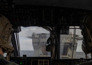 Sailors Conduct LCAC Operations