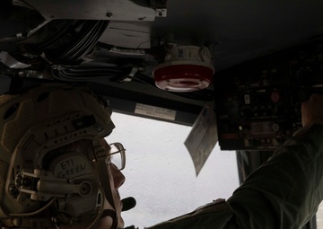 Sailors Conduct LCAC Operations