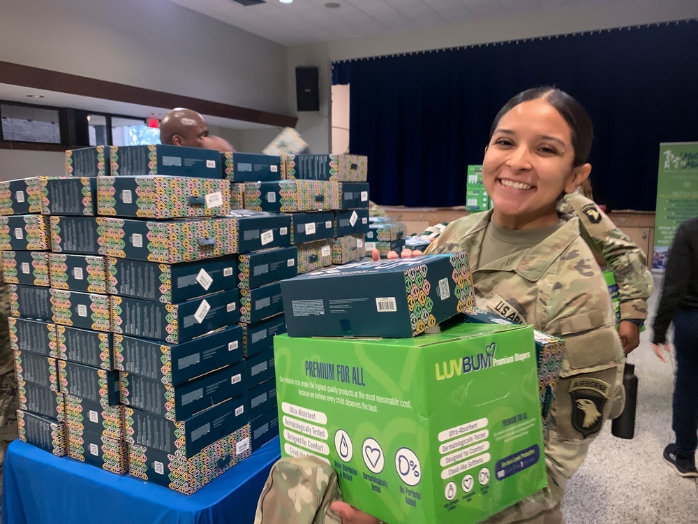 Fort Campbell Mothers to Be Receive Baby Shower