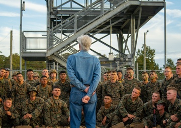 Matthew Modine Visits Infantry Training Battalion