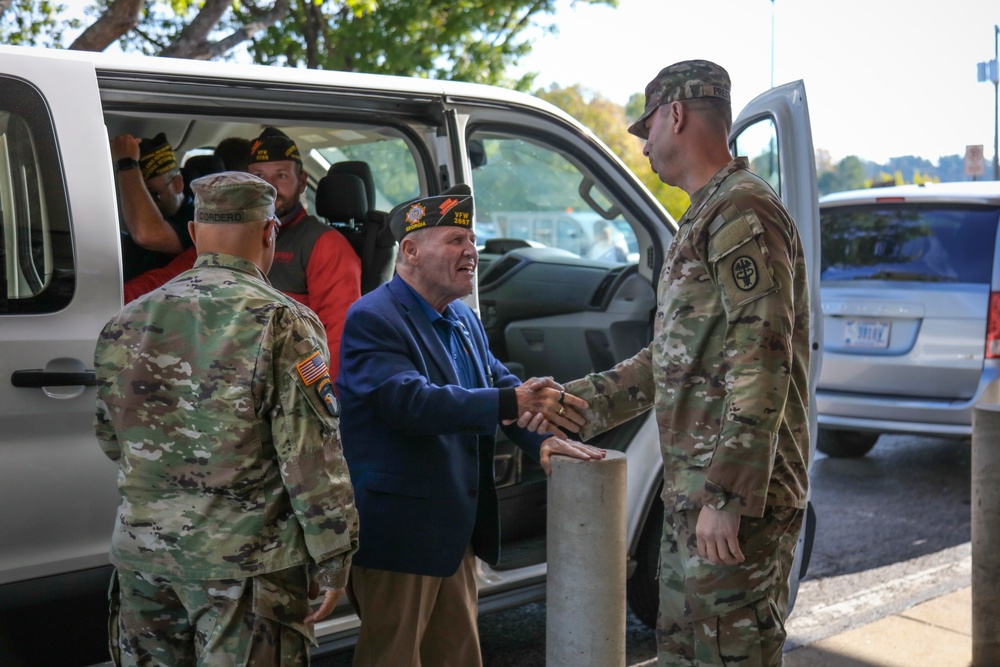 VFW Chief Visits BACH