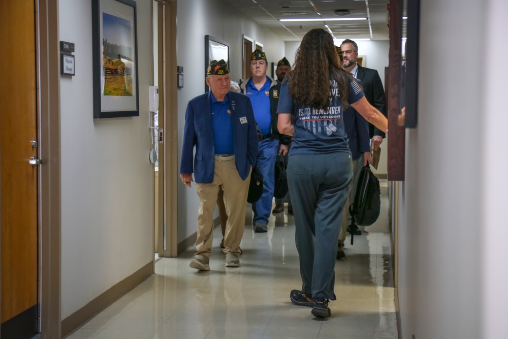 VFW Chief Visits BACH