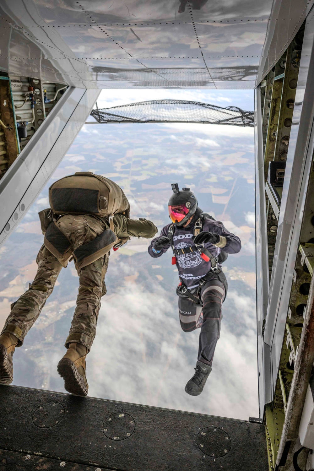 EOD Static Line and Free Fall Training