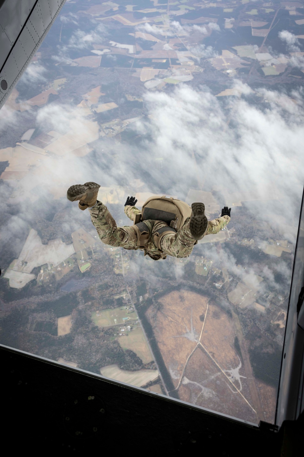 EOD Static Line and Free Fall Training