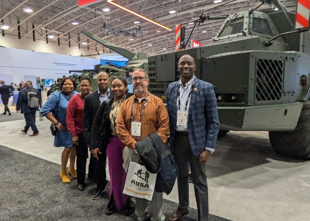 Mid-Atlantic connects with experts at AUSA expo