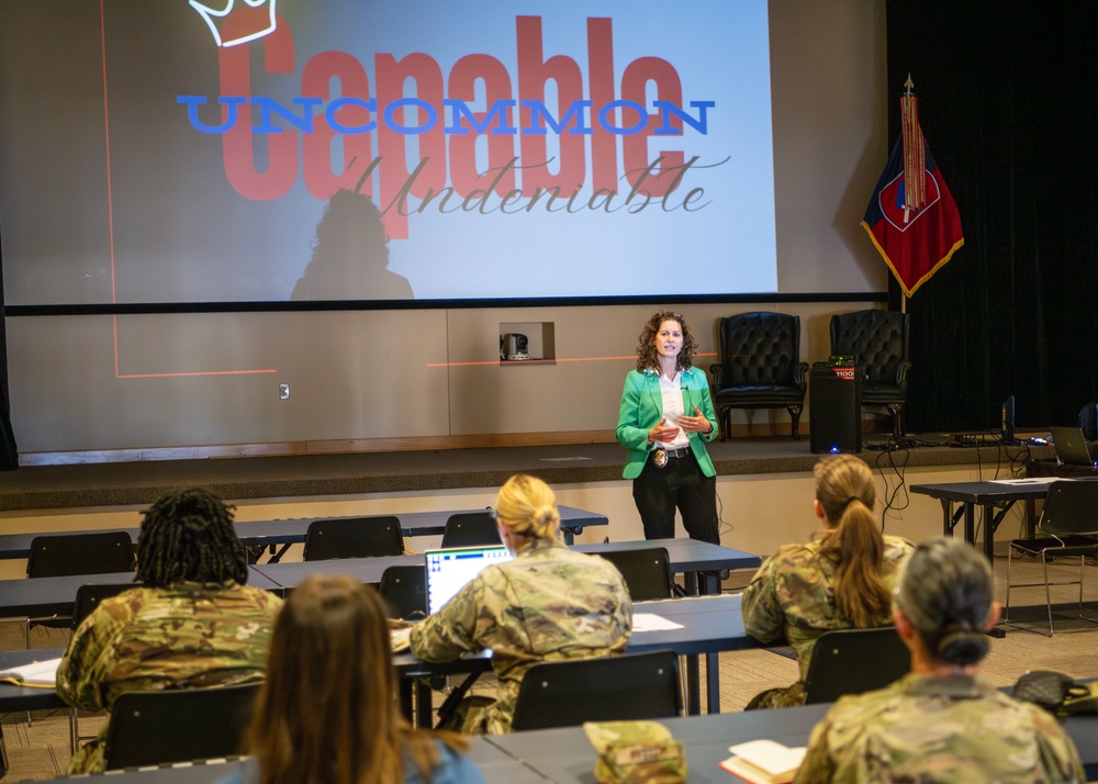 Arkansas Guardsmen Discuss Self-Assessment And Leadership