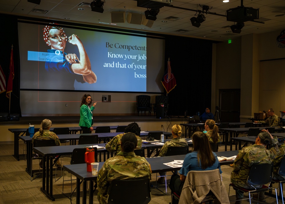 Arkansas Guardsmen Discuss Self-Assessment And Leadership