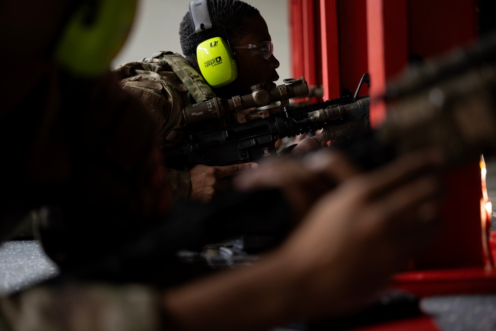 902d SFS Defenders take aim