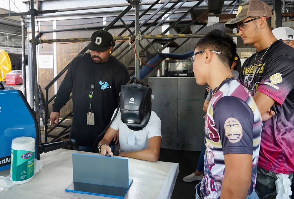 Castle High School students visit Pearl Harbor Naval Shipyard