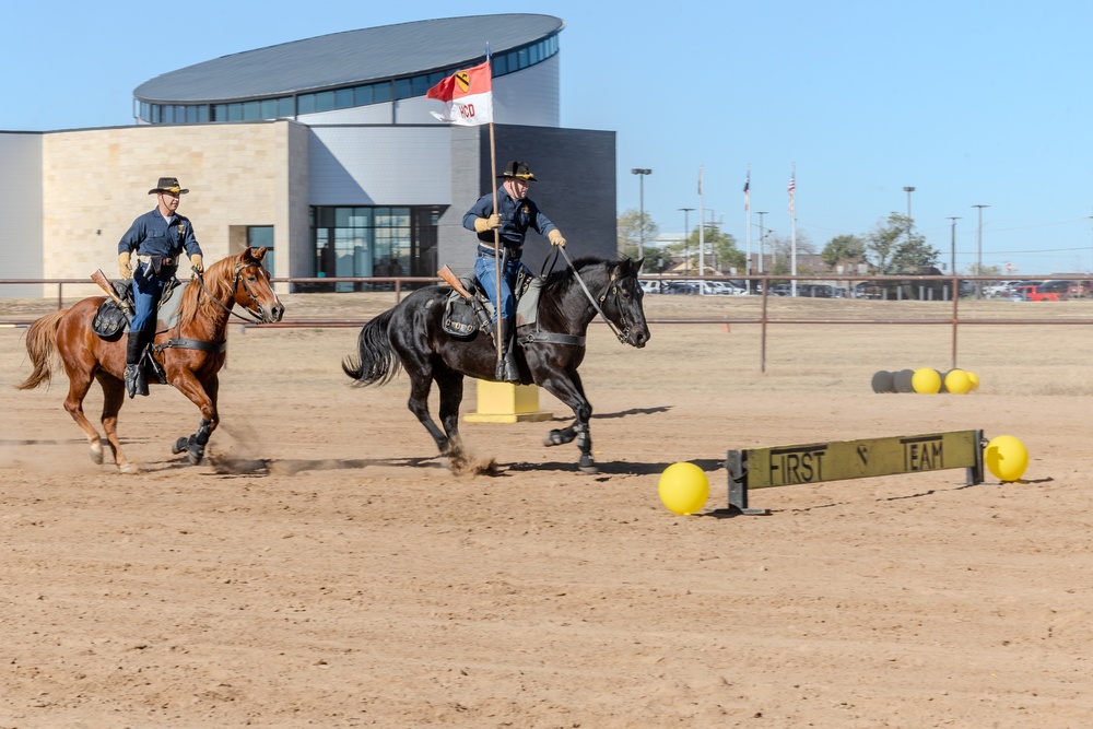 13th Armored Corps Sustainment Command Hosts AUSA