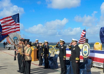 USS Charleston (LCS 18) Conducts Change of Command Ceremony