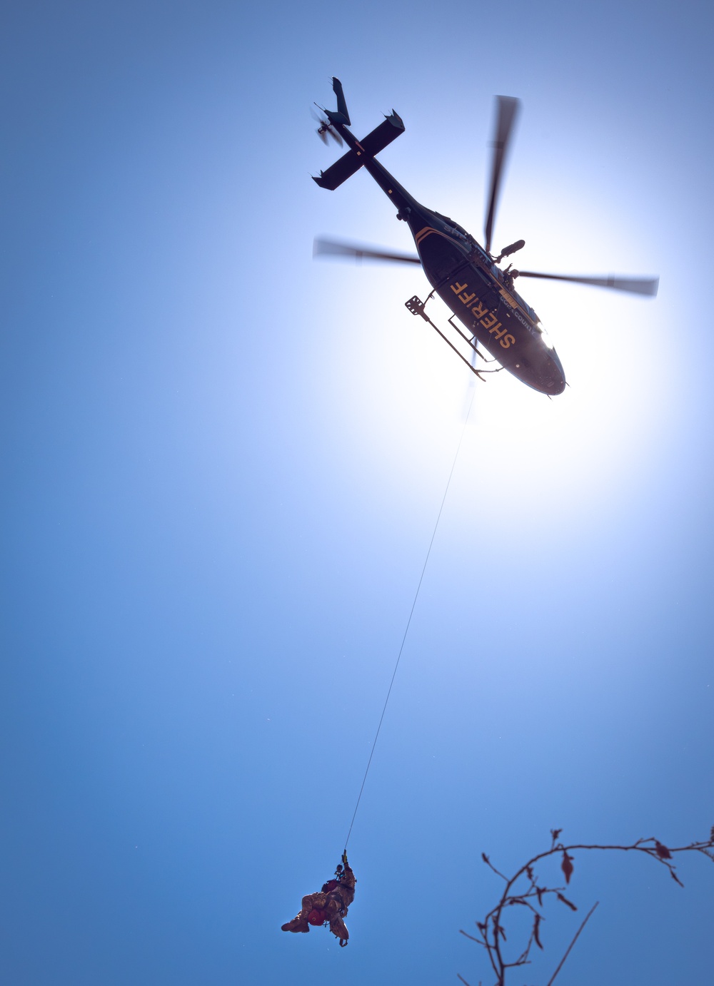 Arizona National Guard Soldiers Conduct Hoist Operations Training with MCSO