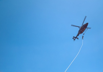 Arizona National Guard Soldiers Conduct Hoist Operations Training with MCSO