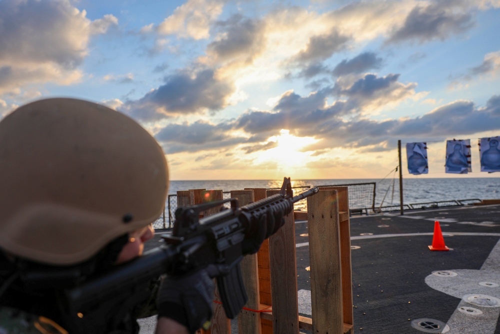 USS Arleigh Burke VBSS Training