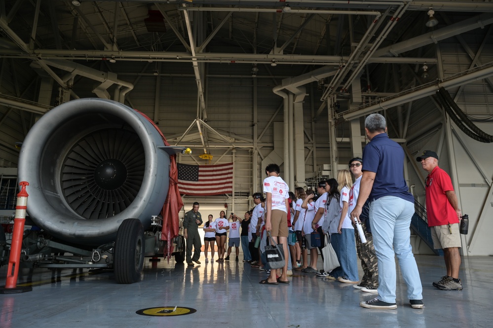 15th Wing hosts Wings of Aloha Student Expo