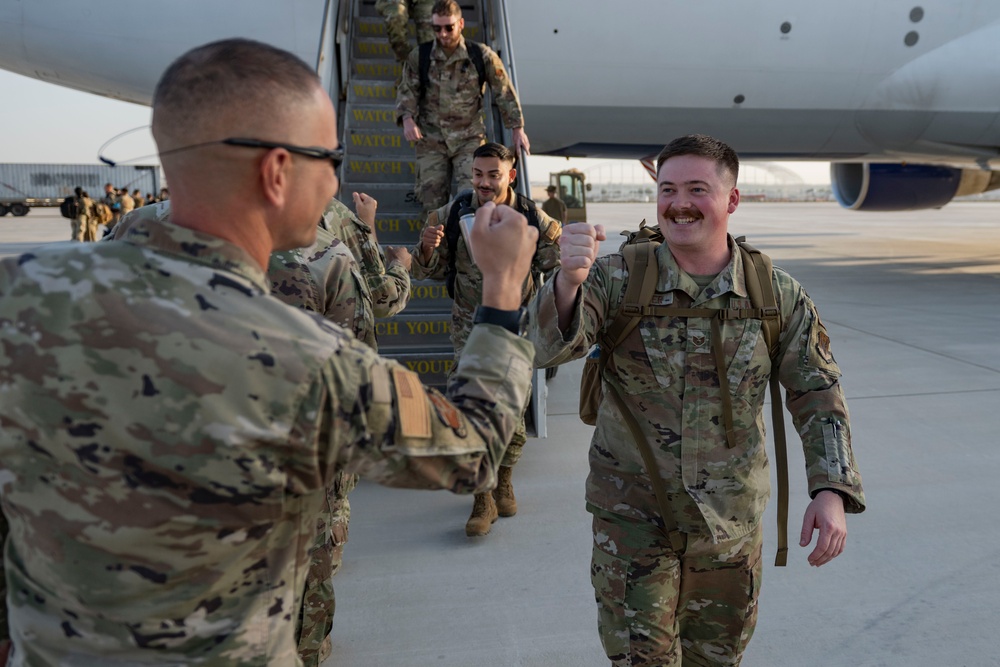380th AEW welcomes deployers