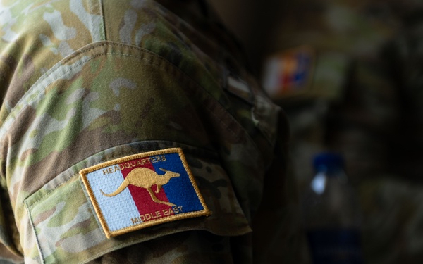 U.S., Australian communication specialists