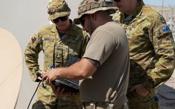 U.S., Australian communication specialists