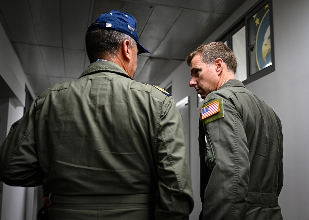 AFSOUTH Commander visits Brazil