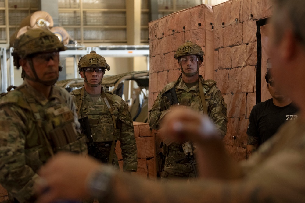 156th CRG/SOS capabilities exchange with 7th Special Forces Group