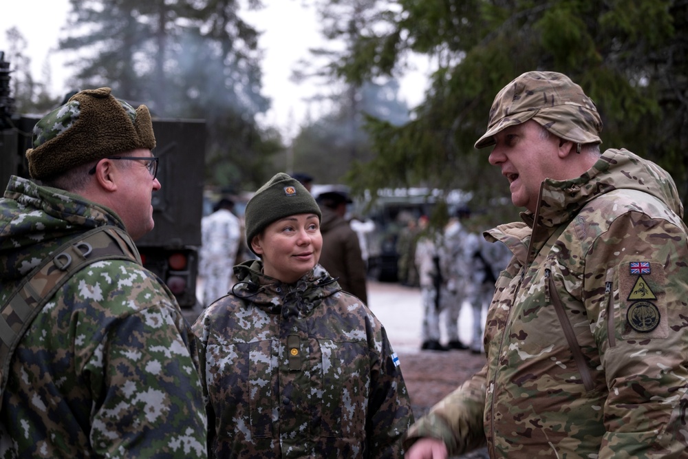 SMs from across NATO display collective combat power during artillery vehicle exhibit