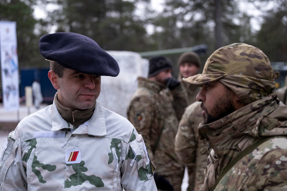 SMs from across NATO display collective combat power during artillery vehicle exhibit