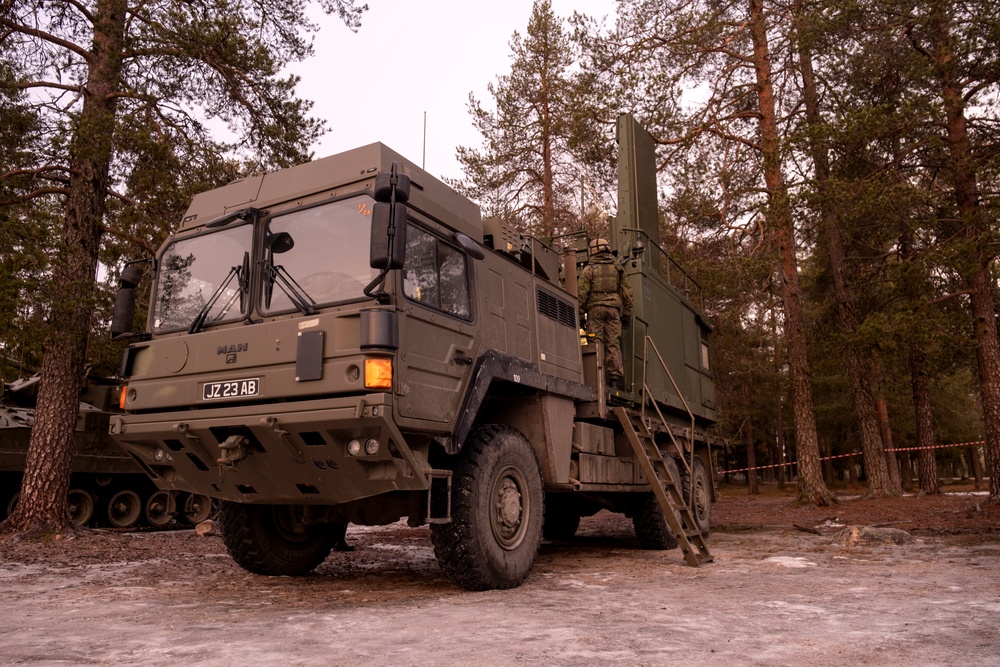 SMs from across NATO display collective combat power during artillery vehicle exhibit