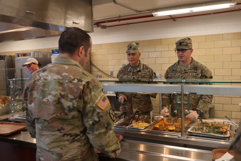 Giving thanks and platefuls to the troops