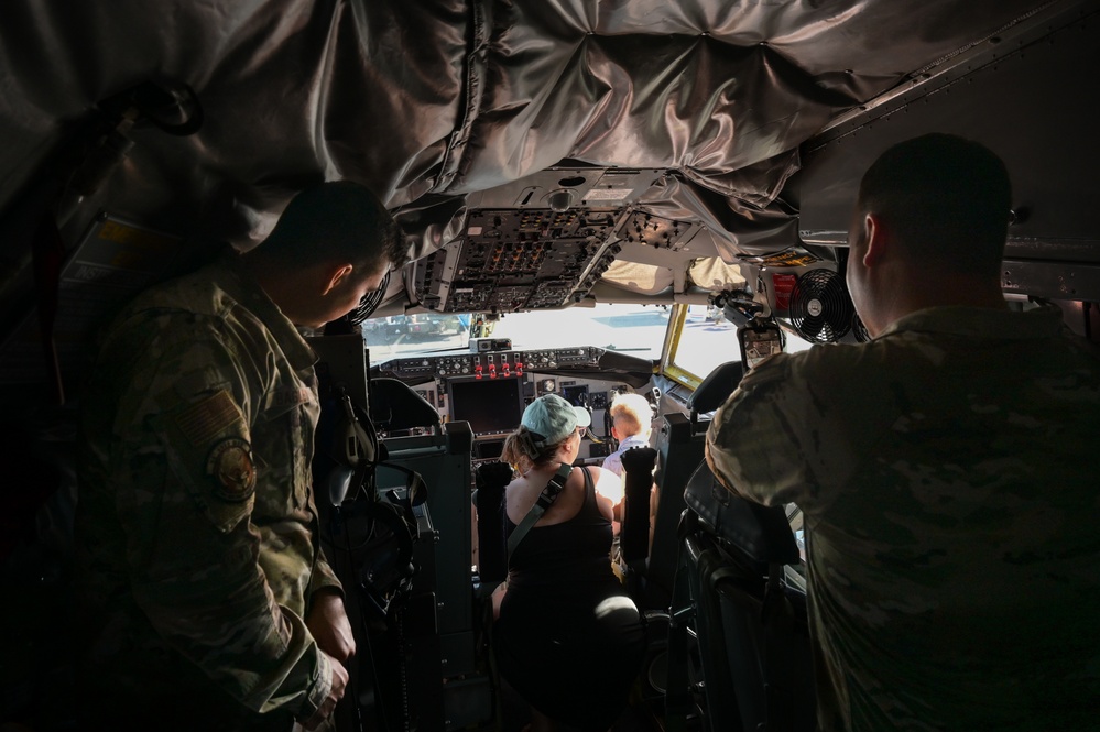 Team Hickam hosts Wings of Aloha Open House