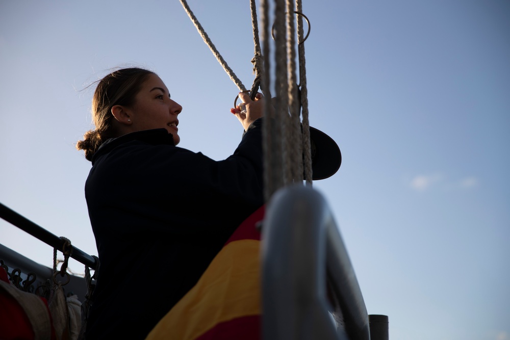 Sailors conduct a RAS