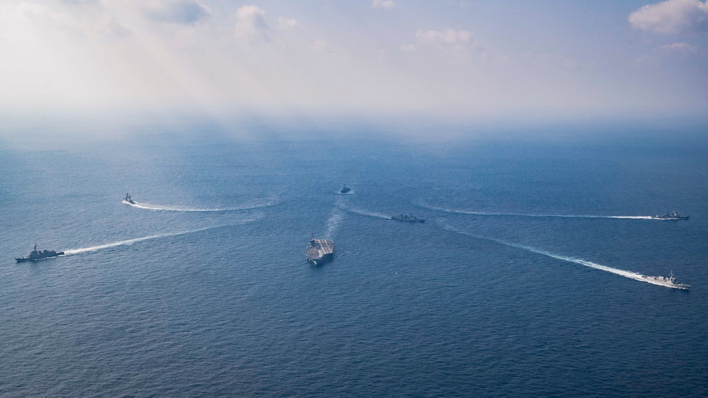 USS George Washington steams in formation with JMSDF, ROK-N during Freedom Edge 2024