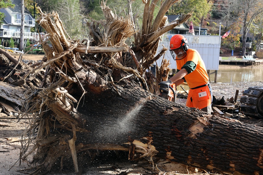 USACE continues supporting Hurricane Helene recovery efforts in North Carolina