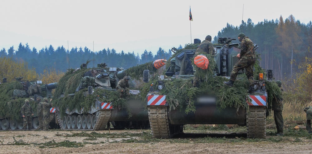 German artillery unit prepares for live fire exercises during Dynamic Front 25