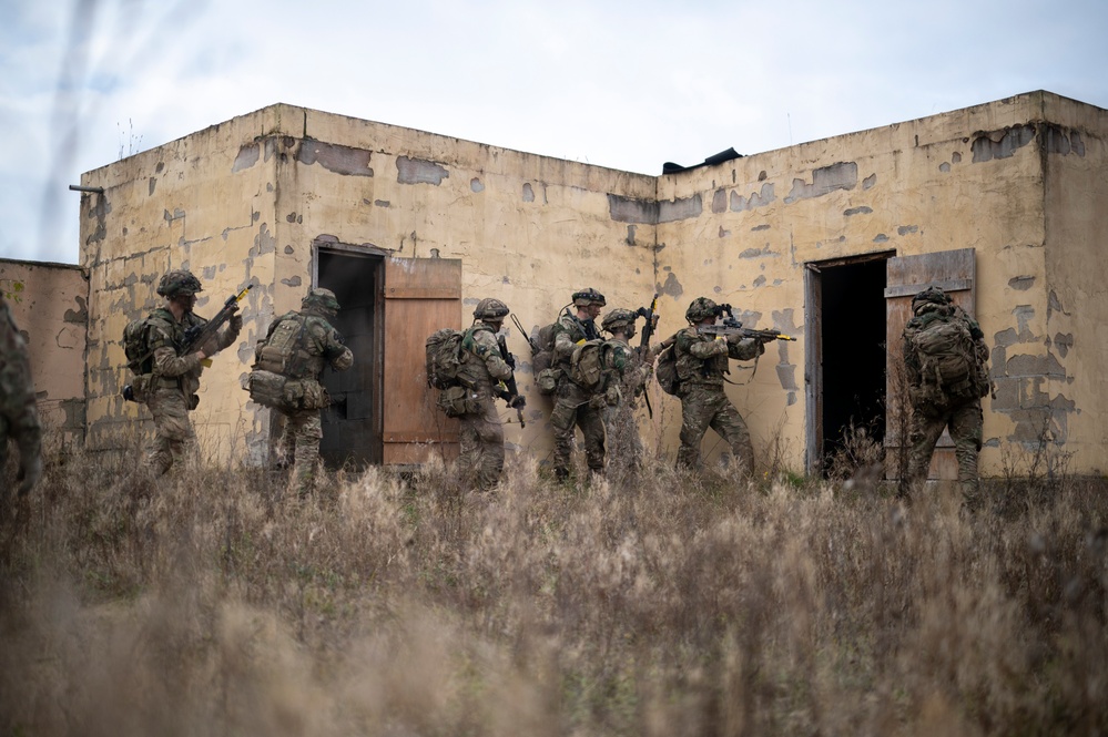 Dynamic Victory 24-03