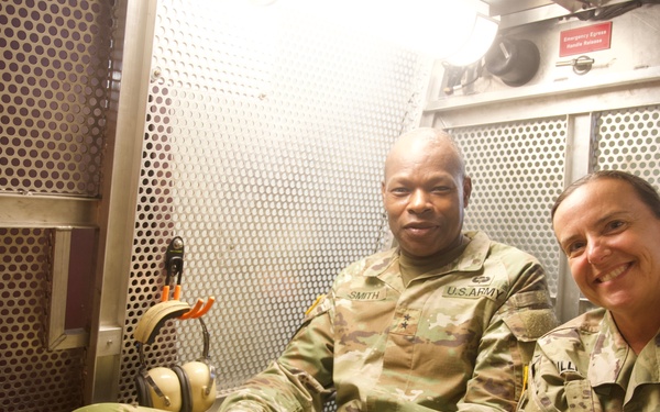 DCG Visits USAG Hawai'i