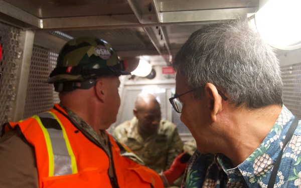 DCG Visits USAG Hawai'i