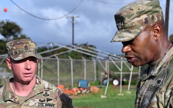 DCG Visits USAG Hawai'i