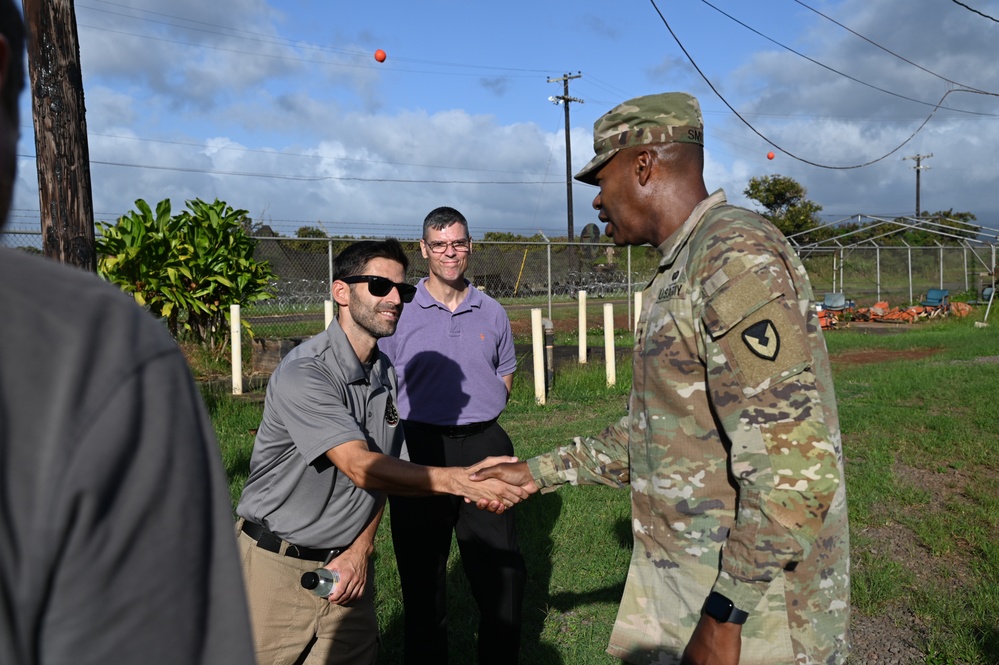 DCG Visits USAG Hawai'i