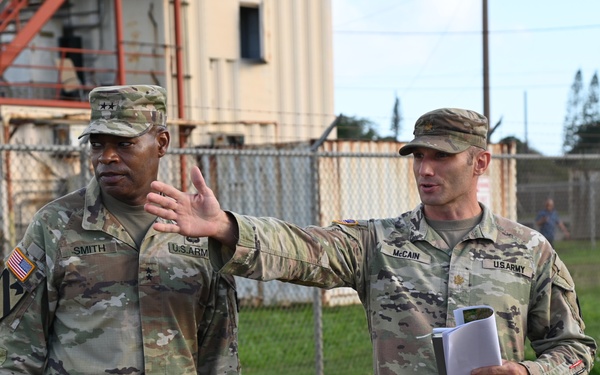 DCG Visits USAG Hawai'i