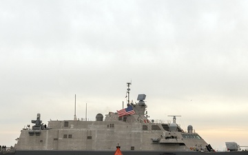 USS Beloit Arrives in Milwaukee for Commissioning