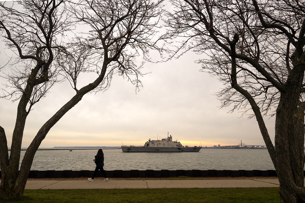 USS Beloit Arrives in Milwaukee for Commissioning