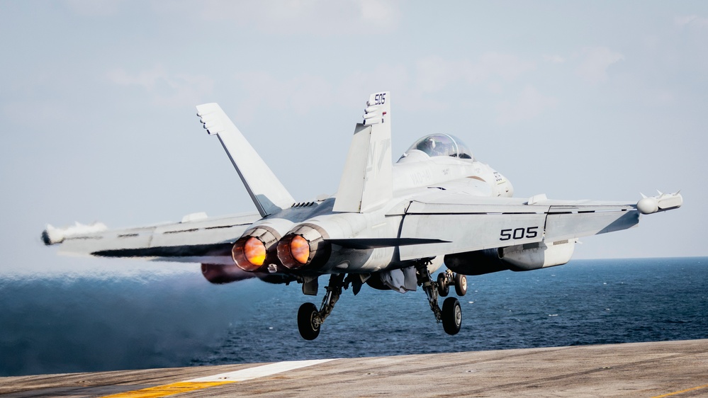 USS George Washington steams in formation with JMSDF, ROK-N during Freedom Edge 2024