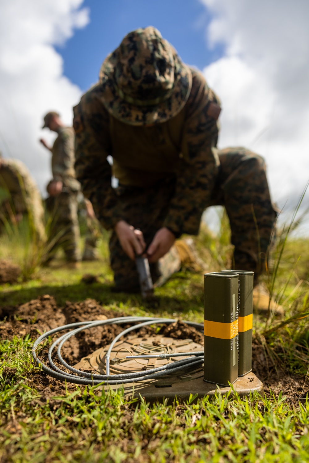 Marines participate in joint EOD range