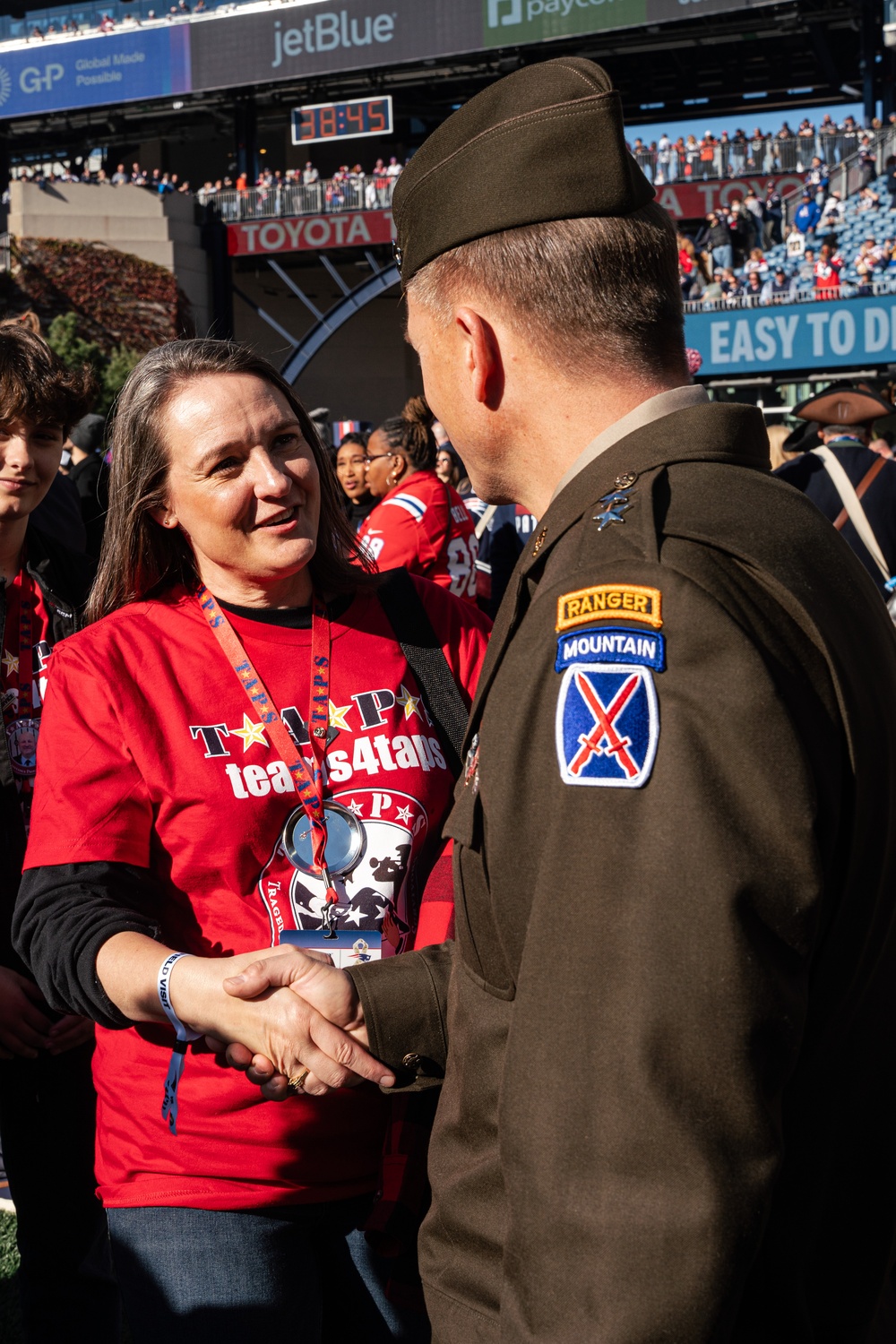 10th Mountain Division participates in NFL Salute to Service