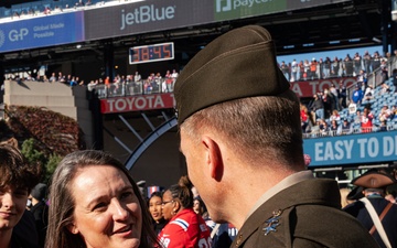 10th Mountain Division participates in NFL Salute to Service