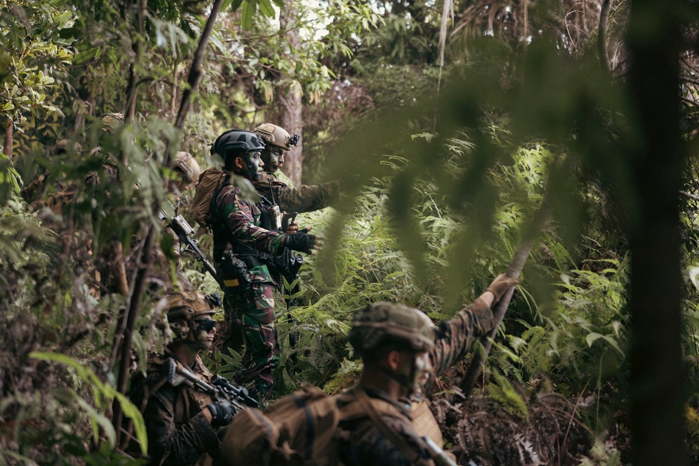 Keris MAREX 24: Patrol, ambush operation